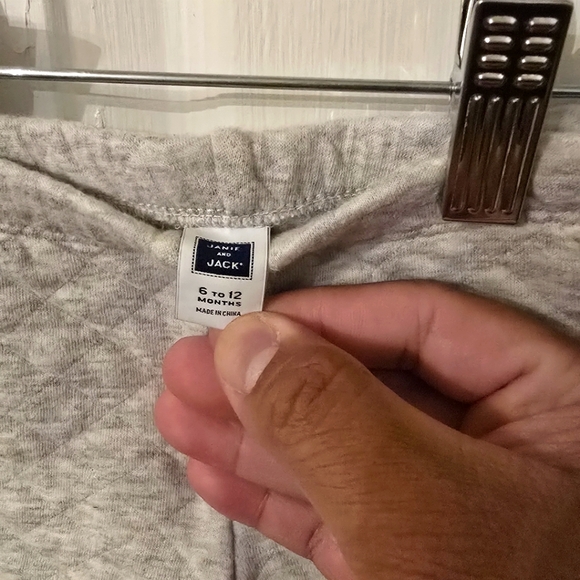 Janie and Jack Grey Quilted Sweatpants Size 6-12M - Picture 2 of 2